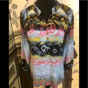 Nice blouse by Shop Therapy